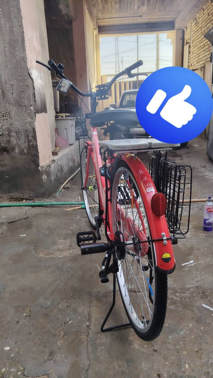 سلام عليكم ورحمة الله وبركاتة بايسكل للبيع الون احمر شركة البايسكل بيدي مكفول لا مبدل شي ولا هاي قبل شهر مطلعه حاوية تغليف مالته بعده بي السعر اتصل على رقم التواصل *********** او طب خاص
