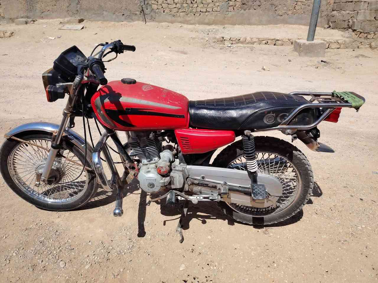 بارت 5 كير للبيع كامل من كلشي محرك سلف كهربائيات وياله ودبلات جدد تايرات نضاف السعره 300 مكان حصيبه/***********
