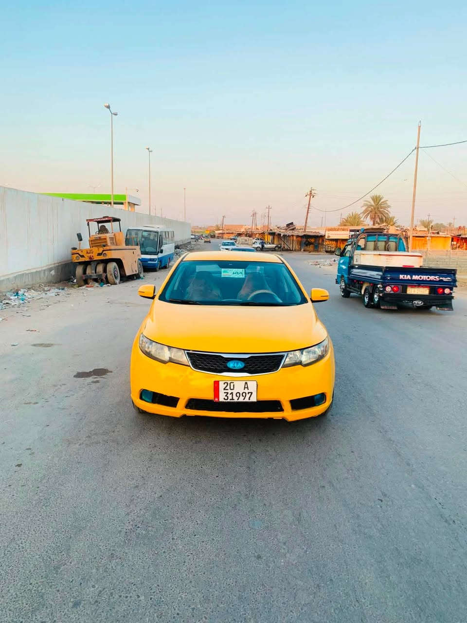 سلام عليكم سيارة سيراتو موديل 12خليجي مكفوله ولاء قطعه امبدله ولاء مفتوح بيه سياره جاهزه عل اخير كير محرك كفاله محرك 1600كير 6نمر تبريد ثلج ❄️ تخم تاير جديد صبغة جديده كهربائية كله شغاله  سنويه جديده ل 30تحويل مباشر السعر 78بيه مجال بصيط مكاني بابل محاويل قريت البعلوان ‭

‭***********‬
