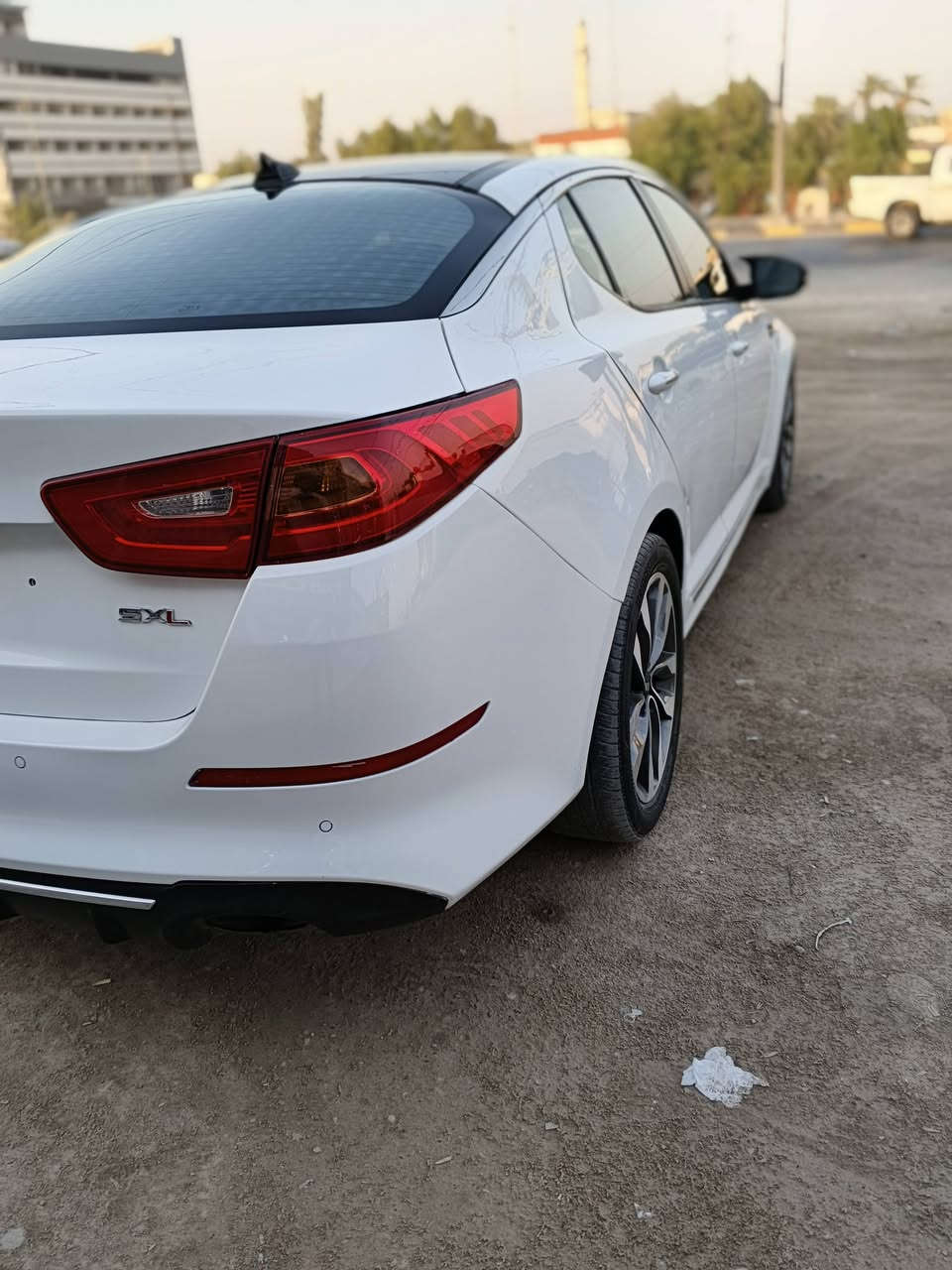 سلام عليكم للبيع كياا وبتمه موديل 14 فول مواصفات تجي اعله فئه محرك 2000 مكفولات رقم بغداد بسمي هزه  جديده وارد امريكي ضرر جاملغ وبنيد بدون داخل بدون ايرباك علمن سياره بيهاا تكشر وصبغتهاا بيدي عندي تصوير قبل الصبغ جاهزه للخير السعر 98 وبيهاا مجال العنوان بابل الحصوه رقمي ‏‪***********‬‏
