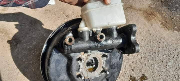 فیتەری گەڕۆک لە سلێمانی ***********بۆ کردنەوەو چاککردنی پێش و دوای سەیارەی بەنزین و گۆڕینی فیتپەمپ و تەبەڵە و بۆڵت و ڕۆت و شەمعە و بوشی عەرەبانە و بانس و فلنجە قوڵاغی گێرو قوڵاغی مەکینە و دیلەمۆ و سلف لەماڵو شوێنی کارتان یان لەهەر شوێنێ پێویستان بو پەیوەندی بکەن *********** السليمانية, العراق
