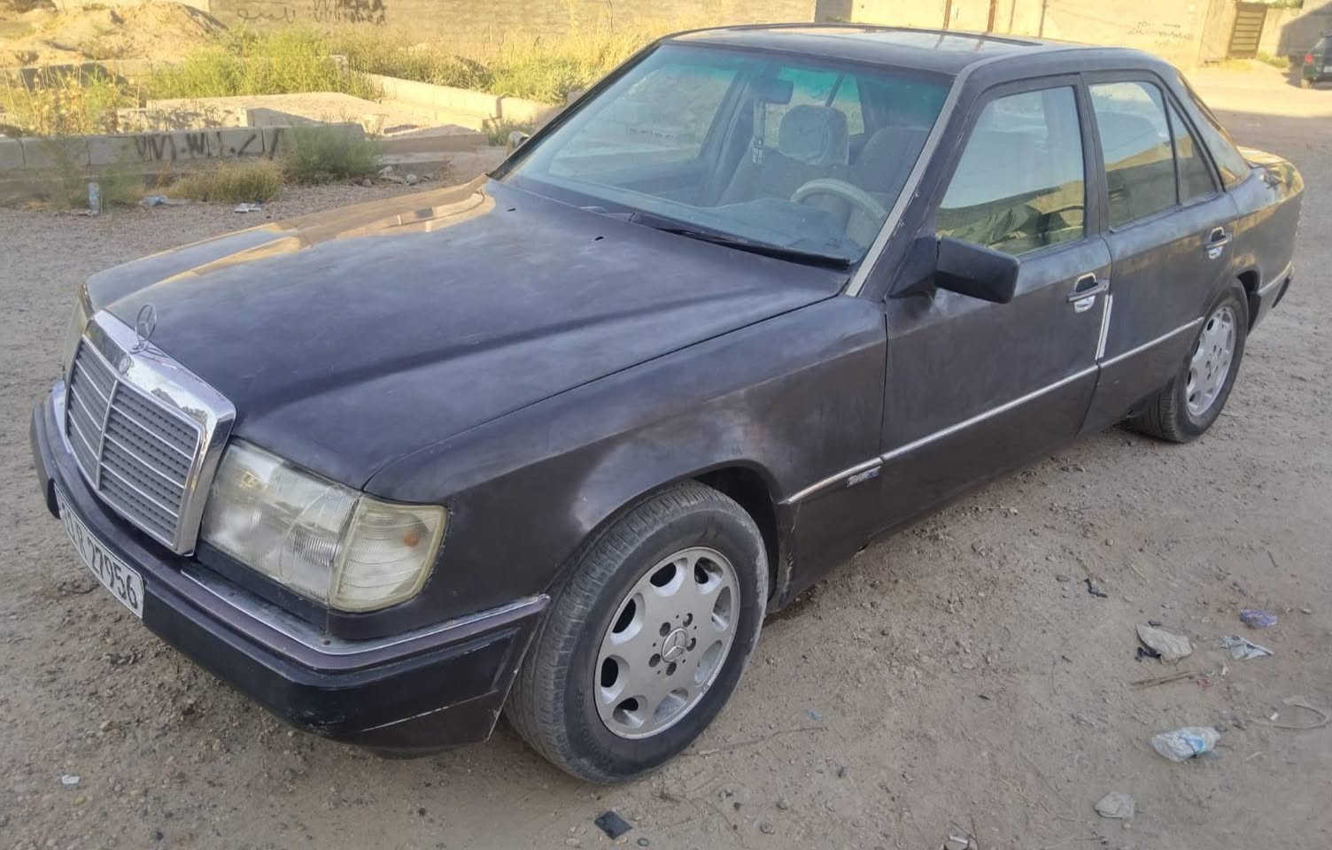 للبيع مارسدس موديل ١٩٩١ محور كير ومحرك VVT تبريد سنويه ورقم جديده بأسمي كهربائيات كلها شغاله نقص كشنات رادلهن ترتيب مكاني بغداد ناحيه الرشيد سعرها ٤٢ وبيها مجال ***********
