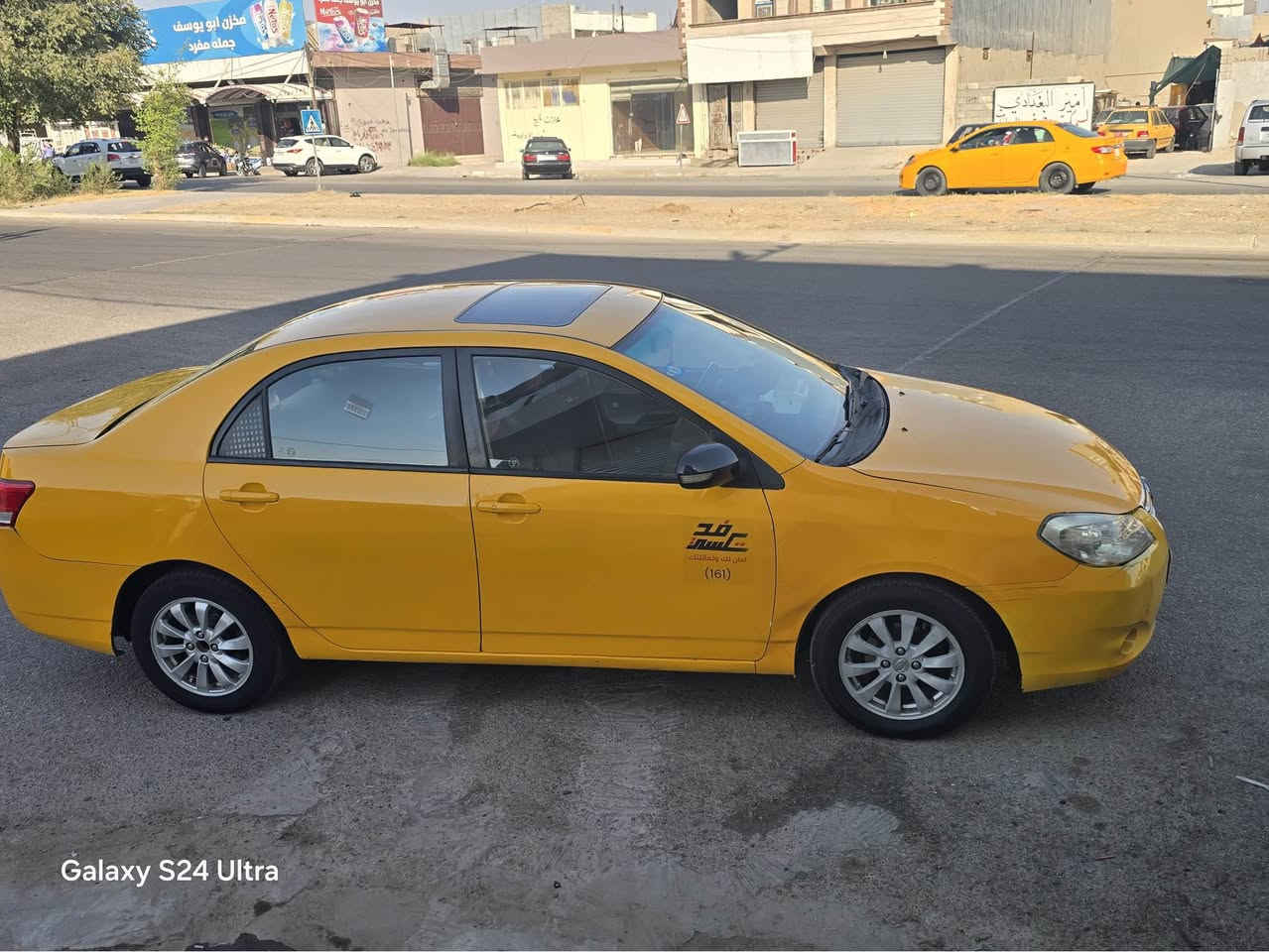السلام عليكم 
Byd 2014 
تكسي رقم بغداد جديد مشروع وطني باسمي 
محرك و كير نحله خليجي 
منضومه غاز 
مكان السياره كركوك 
كوبون بانزين بلسياره 
***********
السعر 52$ كركوك, العراق

نص مكتوب في الصور:
- Galaxy S24 Ultra