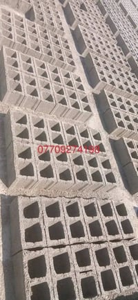ديكور منزلي • بدون تفاصيل