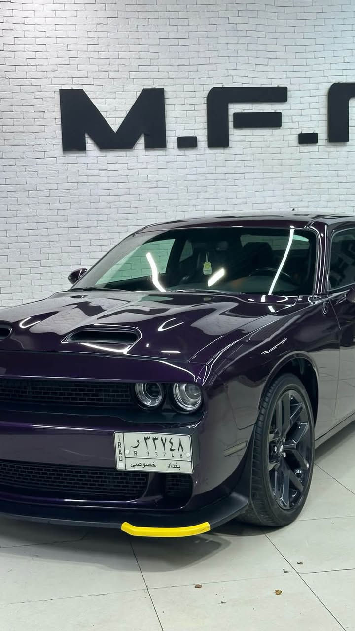 💜 للبيع | Dodge Challenger 2021 SXT 💜

لون بنفسجي مميز جداً 😍
🚘 سيارة مفولة مواصفات، ما عدا السلايد
🛋️ كشنات جلد
🔥 تبريد + تدفئة كشنات
📡 رادار
📺 شاشة كبيرة
🇮🇶 رقم بغداد

📍 ماشية 43 ألف ميل فقط
✨ السيارة جديدة بمعنى الكلمة، نظيفة جداً ومحافظ عليها.

🔧 الحوادث:
حادث جاملغ أمامي + بنيد جهة السايق.
وبالعراق صار بيها صبغ بالجاملغ الأمامي جهة عكس السايق تقريباً شبر.

💰 السعر جداً مناسب ومال بيع، للجادين فقط.

📞 للاستفسار واتساب أو اتصال:
***********
