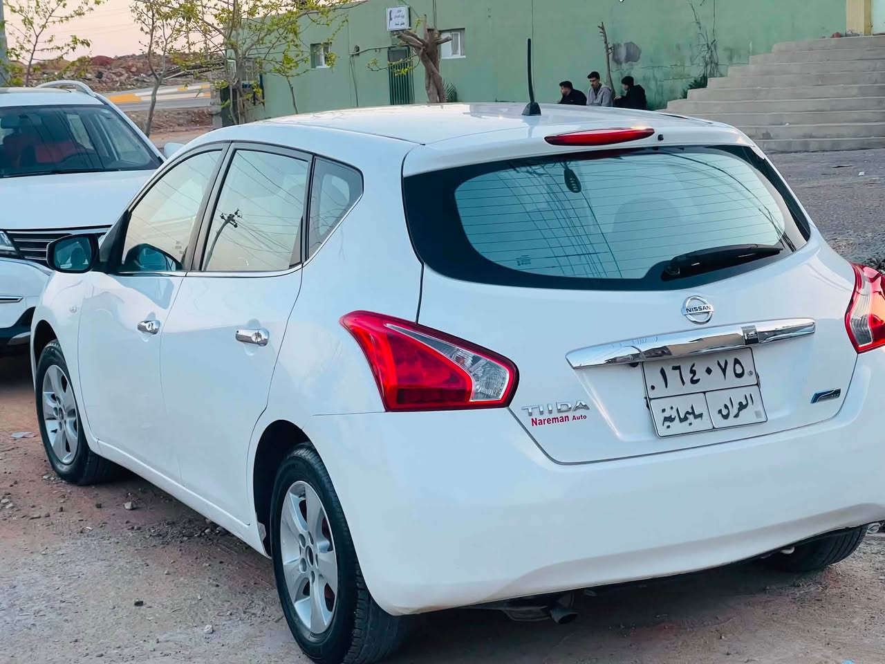 نیسان  تیدا ٢٠١٤ لۆک لۆک گێڕ مەکینە گشت گیانی بە شەرت  یەک هەزار مەسروفی تێدابوو ١٠٠$ بشکێنە ٣ پەڵە ساردی بچوکی هەیە  سەیارەکە هی مە عرەز نیە هی ماڵی خۆمانە نرخی ١٠٦ گەڵاو معامەلەکی کەم 
***********
*********** كويسينجاك, أربيل
