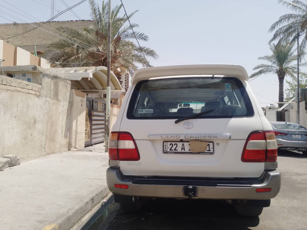 لاندكروز 2001 تحويل او وكاله 
لاستفسار ***********
