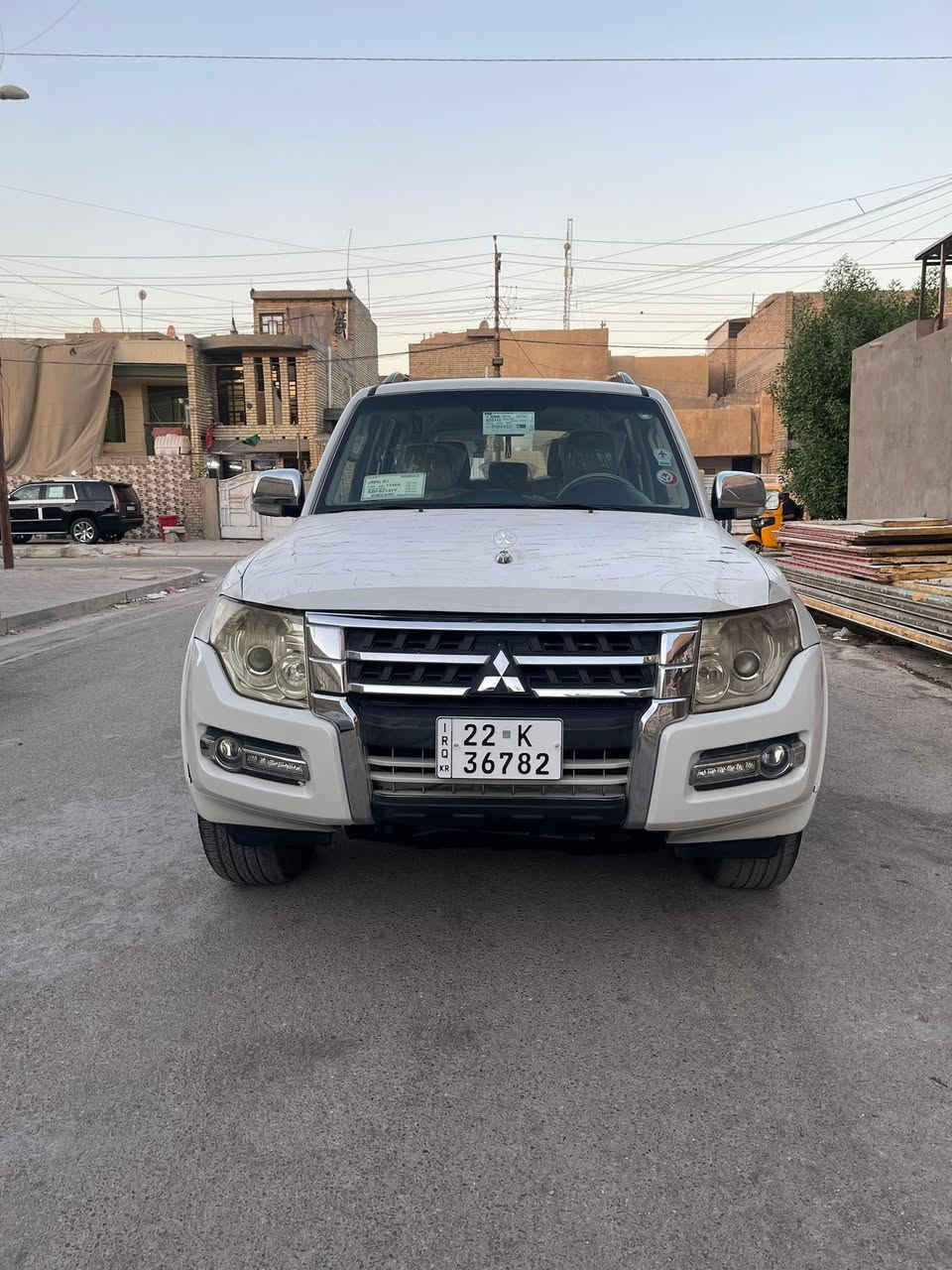 #بيع سريع باجيرو م 2015 خليجي بيها شبرين صبغ بل بنيد فقط والباقي كفالة عامة #صور السونار مرفقا #مواصفات نص فول تحكم ستيرن جهتين فور ويل مري شفط حساس خلفي #مكينة 3500 شاشة كبيرة كامرة خلفيه داخل لونين 7 راكب 3 قطع تبريد #ماشية 97 الف سيارة جديدة سبير مانازل #السعر 148 بيها مجال بسيط *********** رقم اربيل بسمي سنوية وهزة جديدة تحويل وكالة اني حاظر #العنوان بغداد الرصافة
