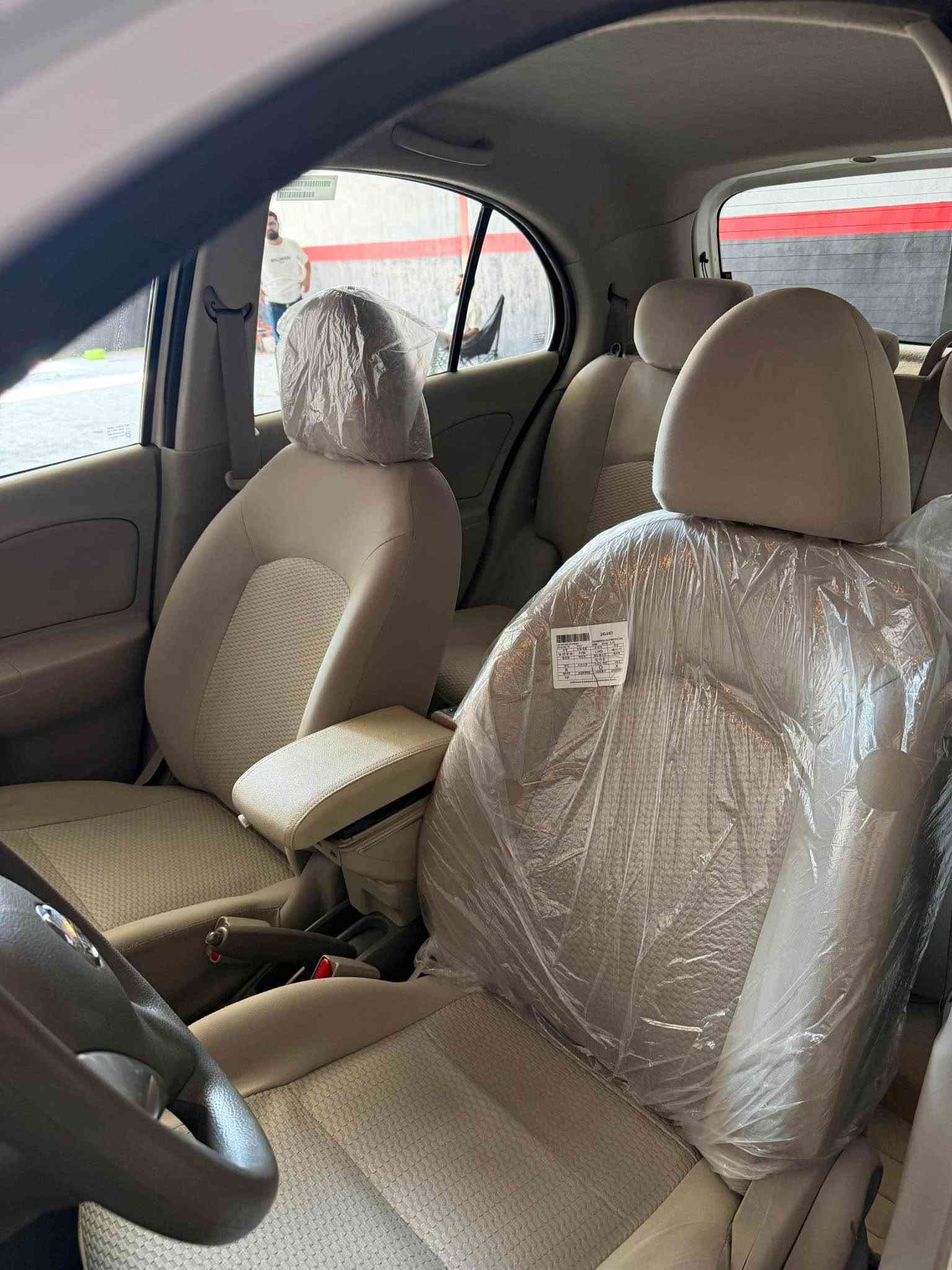 Micra 2020
نیسان میکڕا 
بێ بۆیاخ 
سەنەوی تا ٢٠٣١ و هەزەی نوێیە 
٤ تایەی نوێ 
هەموو شتی بە شەرتە 
دوو سێ جێگا بچوک ساردی هەیە 
 ٩٦ مەجالی هەیە 
***********
***********
هەولێر أربيل, العراق
