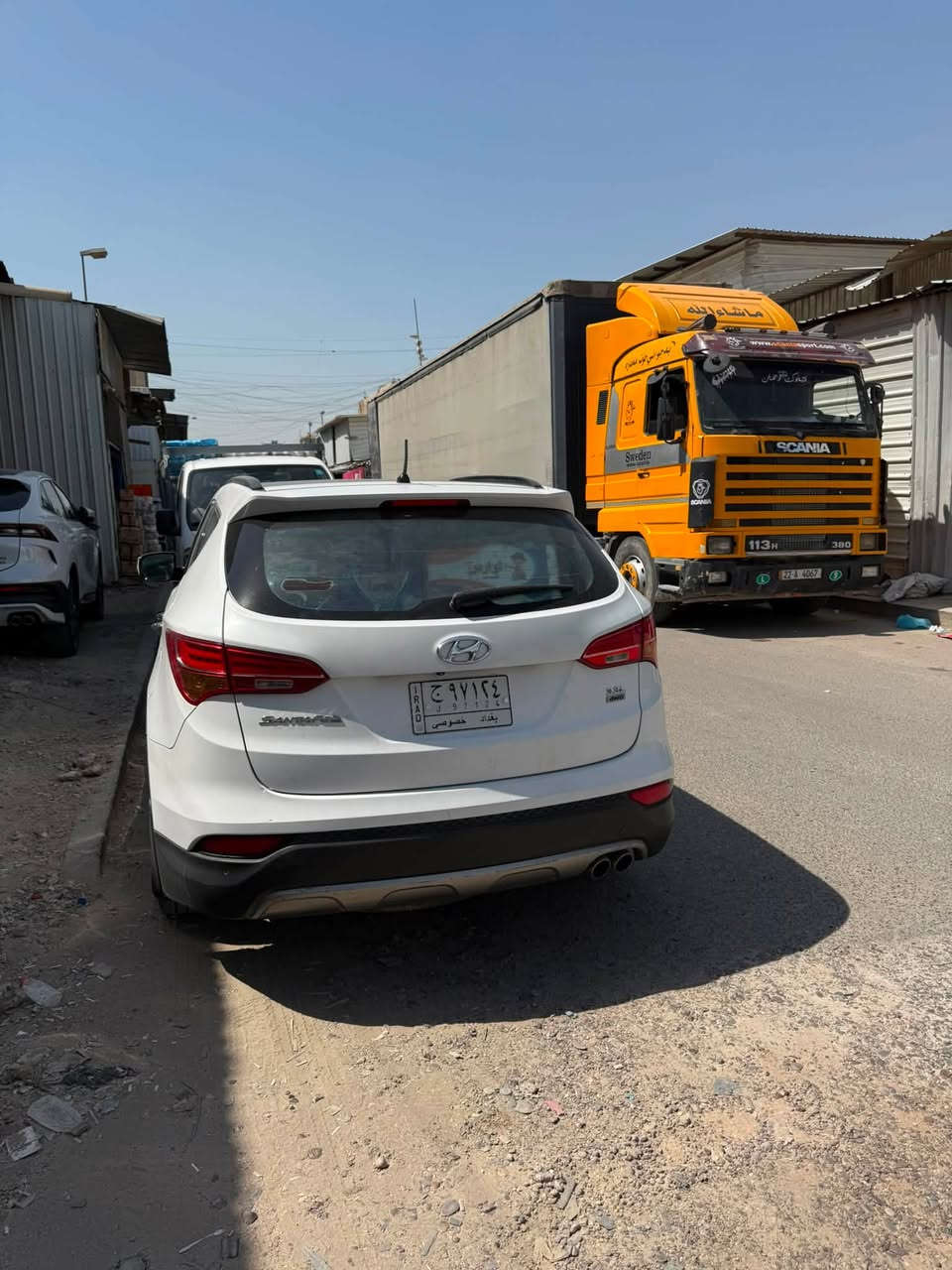 سلام عليكم
سنتافي موديل ٢٠١٣
وارد خليجي 
مواصفات 
محرك ٣٥٠٠
تدفه تبريد
حساسات خلفيه
كامره خلفيه
مري شفط 
٣قطع تبريد
فتحت سقف 
تحكم ستيرن 
بصمة تشغيل بصمة ابواب
كشن كهربائي 
صدر وادامه قبل شهر
السعر ١٥٠
الهاتف ***********
