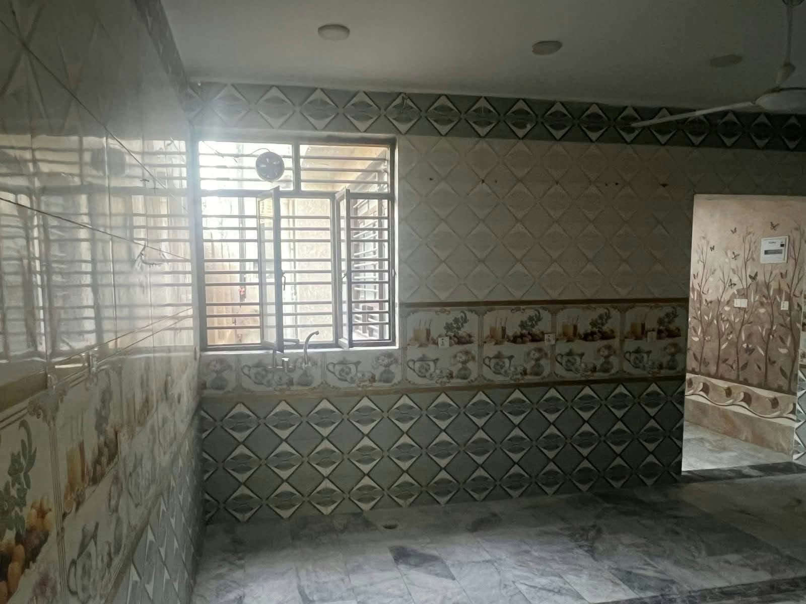 حي الجهاد الفرات • ١٥٠م • ٤ غرف