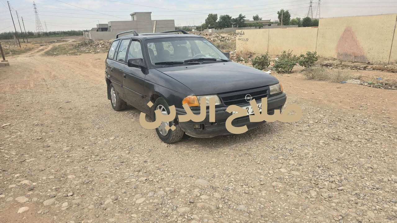 استرا موديل ٩٣ رقم صلاح الدين مشروع وطني رقم دولي سنويه هزه جديده محرك ١٦ كير محرك صدر تاير كهربائيات كل شرط صبغ عام للبيع السعر ٣٣ مكان السياره كركوك ***********

نص مكتوب في الصور:
- صلاح الدين