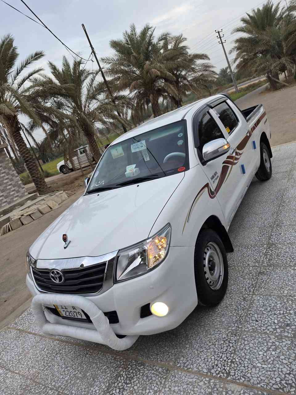 هايلوكس • ٢٠١٣ • رقم بغداد