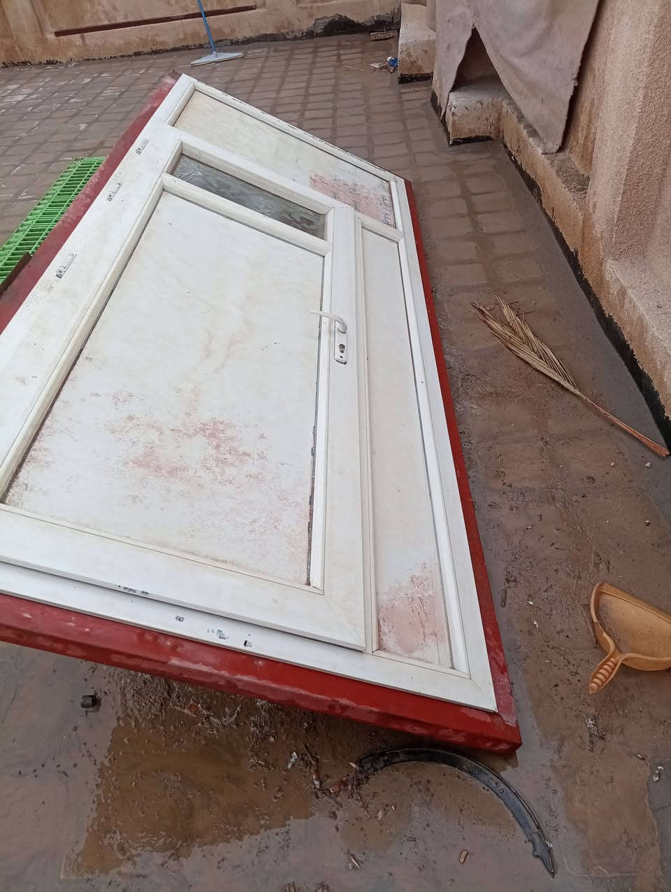 باب سندويج • للبيع • أجمل
