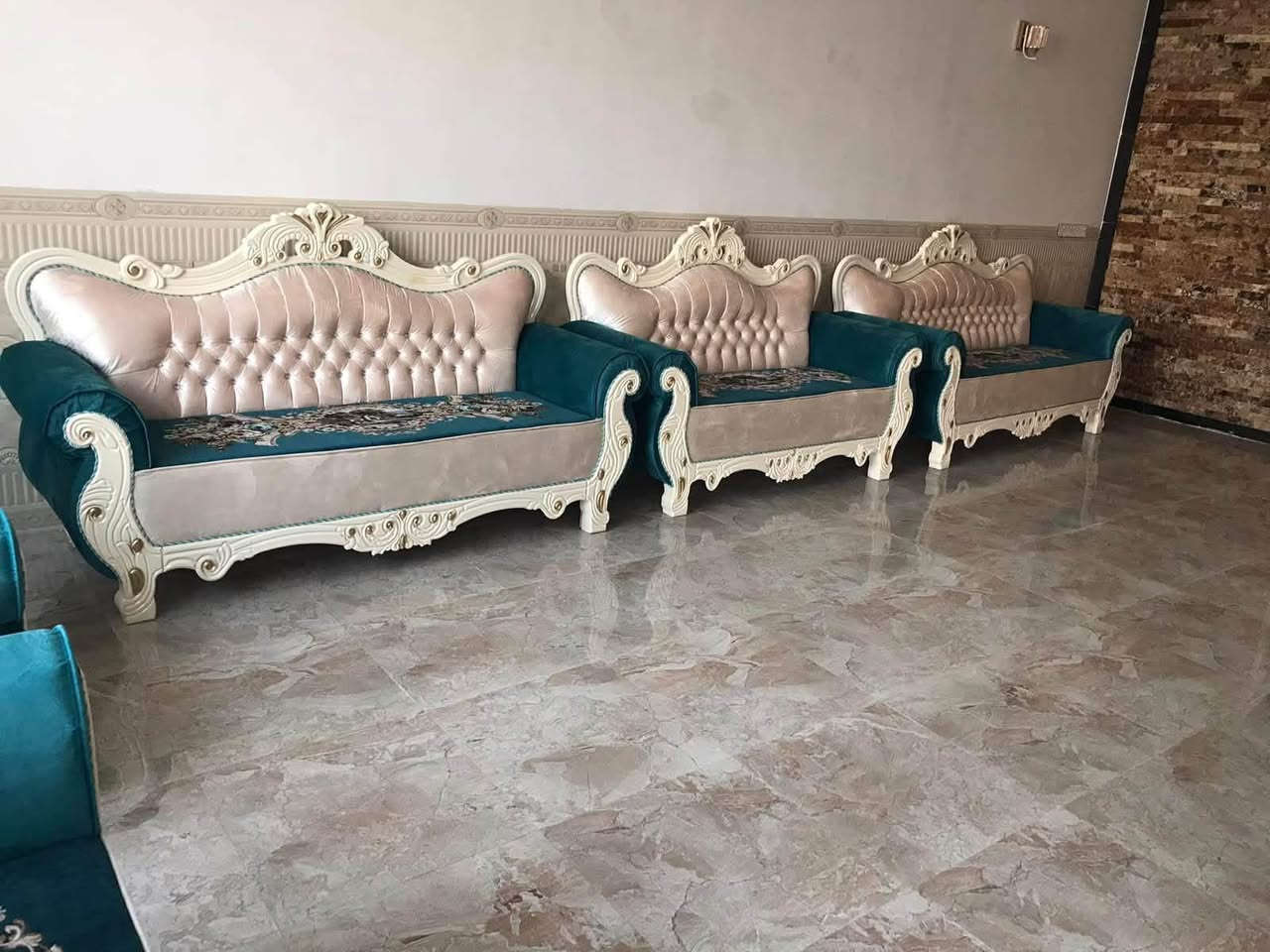 الحمزه الشرقي • مقاسات حسب الطلب • لون وديكور