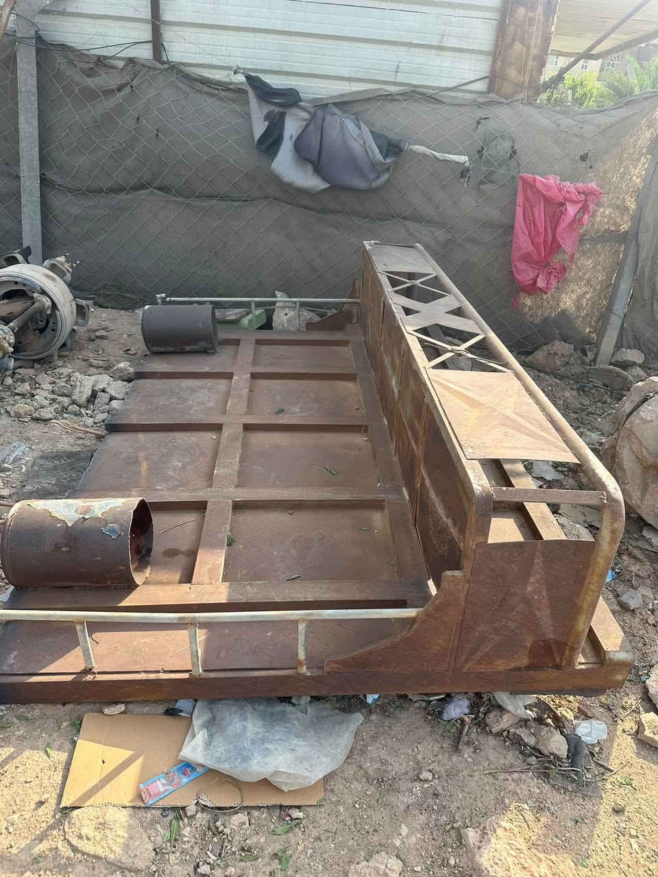دنكير • برماخ ١٦ • صدر عربانه