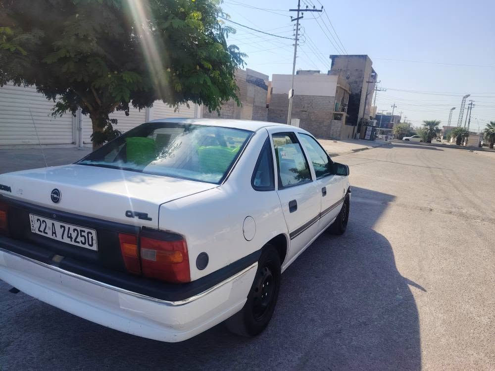 سياره اوبل فكترا موديل 94حجم18سياره نظيفه جدا كولشي مابي شرط بدون ضربه وبدون صبغ سنويه مشروع جديد بي دفتر بنزين كهربائية كلها شغال تخم صدر جديد سعر 42وبي مجال بسيط عنوان كركوك رقم هاتف *********** كركوك, العراق
