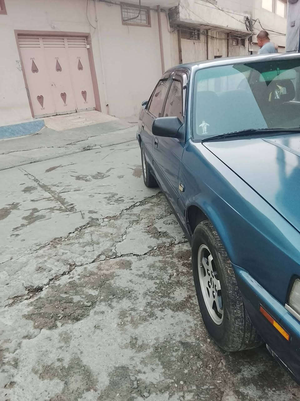 مازده للبيع موديل 1988 جاهزه رقم نينوى انكليزي بسمي السعر 40 وبيها مجال شويه*********** 
***********
