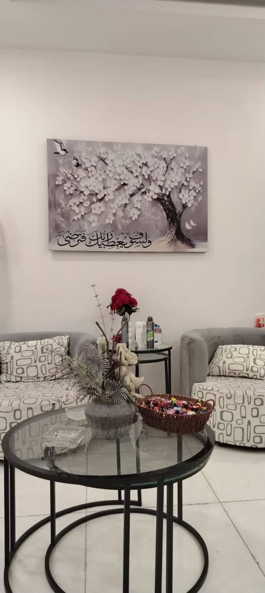 ً
دار للبيع
مجمع بيتي (الزون الثالث)
المساحة 200 متر مربع

3 غرف نوم
صالة 
استقبال
مطبخ
2 مجاميع صحية 

السعر 100 مليون دينار 

مطلوب 76 مليون للمصرف 
على شكل اقساط شهرية
كل شهر 560 الف
للاستفسار ***********
