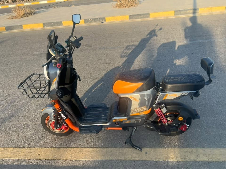 دراجه شحن للبيع موديل ٢٠٢٦ نضيفه كلش مابيها اي نقص صار سبوعين من اخذتها
خمس بطاريات عل فحص 
الموقع/ بعقوبه التحرير 
للاستفسار ***********
