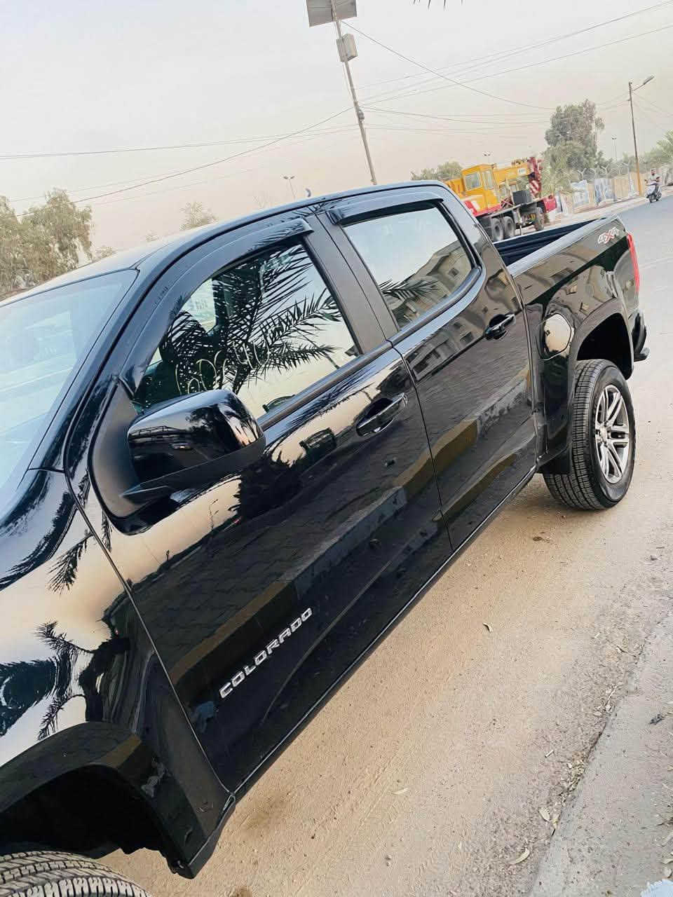 🫡‏  السلام عليكم للبيع 
🛻شوفرليت كولورادو 2022. Z71
اربع بيبان
🔢رقم بغداد تحويل مباشر 
🚶ماشية 29  الف ميل 
وارد امريكي 🇺🇸
🔥مكينة 6 سلندر VVT المرغوبة🔥
🛢️خزان 3.6 لتر   
🖥️شاشة كبيرة 
🎙️ابل كار بلي 
🛜واي فاي WIFI 
📷كامرة  
💺كشن تدفئه وتبريد
كرسي السايق كهرباء ...💺
🌈الصبغ بونيت وجامرلغ  أمامي 
🎈ايرباك أستيرن  وبرده راجع سستم 
🔥صور الحادث بالمنشور 

📍المكان بغداد الكرخ 
الاتصال ☎️📞هـ***********
