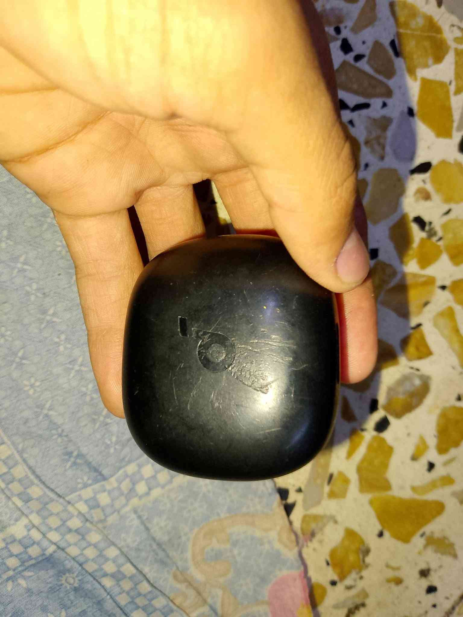 حافظة سماعات • أنكر • بغداد