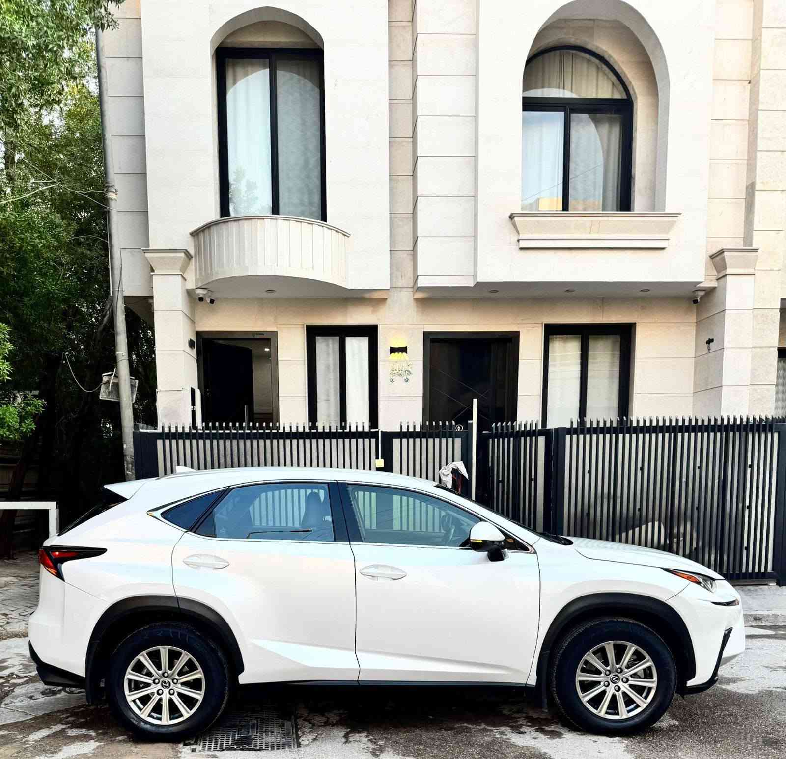 السلام عليكم

لكزز NX300

لون ابيض رقم أربيل 

موديل 2019

السعر :178$$$$

عداد المسافة : 68مايل 
✅المواصفات
(𝐀𝐰𝐝)

بصمة ابواب

بصمة تشغيل 

شاشة 

 هاند بريك بصمة  

اوتو ستارت (𝐀𝐮𝐭𝐨 𝐒𝐭𝐚𝐫𝐝)

اوتو ستوب (𝐀𝐮𝐭𝐨 𝐒𝐭𝐨𝐩) ‎

رادار امامي (تحديد مسار)

رادار جانبي  (نقاط عمياء)

رادار خلفي (التحذير من الاصطدام)

حساسات امامي

حساسات جانبي 

حساسات خلفي 

كشنات جلد 

كشنات كهربائي

كشنات تدفئة

تحكم استيرين

استيرن تدفئة

تبريد لمس

تبريد مركزي 

لايتات 𝐋𝐞𝐝 عدسة زينون بيلادي

بلوجكترات 𝐋𝐞𝐝 بيلادي

بكلايتات 𝐋𝐞𝐝 بيلادي

ويل كروم

وبعد هواي مواصفات …

تفاصيل اكثر 

حادث السياره طخات بصيطه
واضحه بصور الحادث بجم كبس
مكانات صبغ 
بدون ايرباك 
للتواصل ***********

السعر 178$$$
مكاني بغداد زيونه بغداد, العراق
