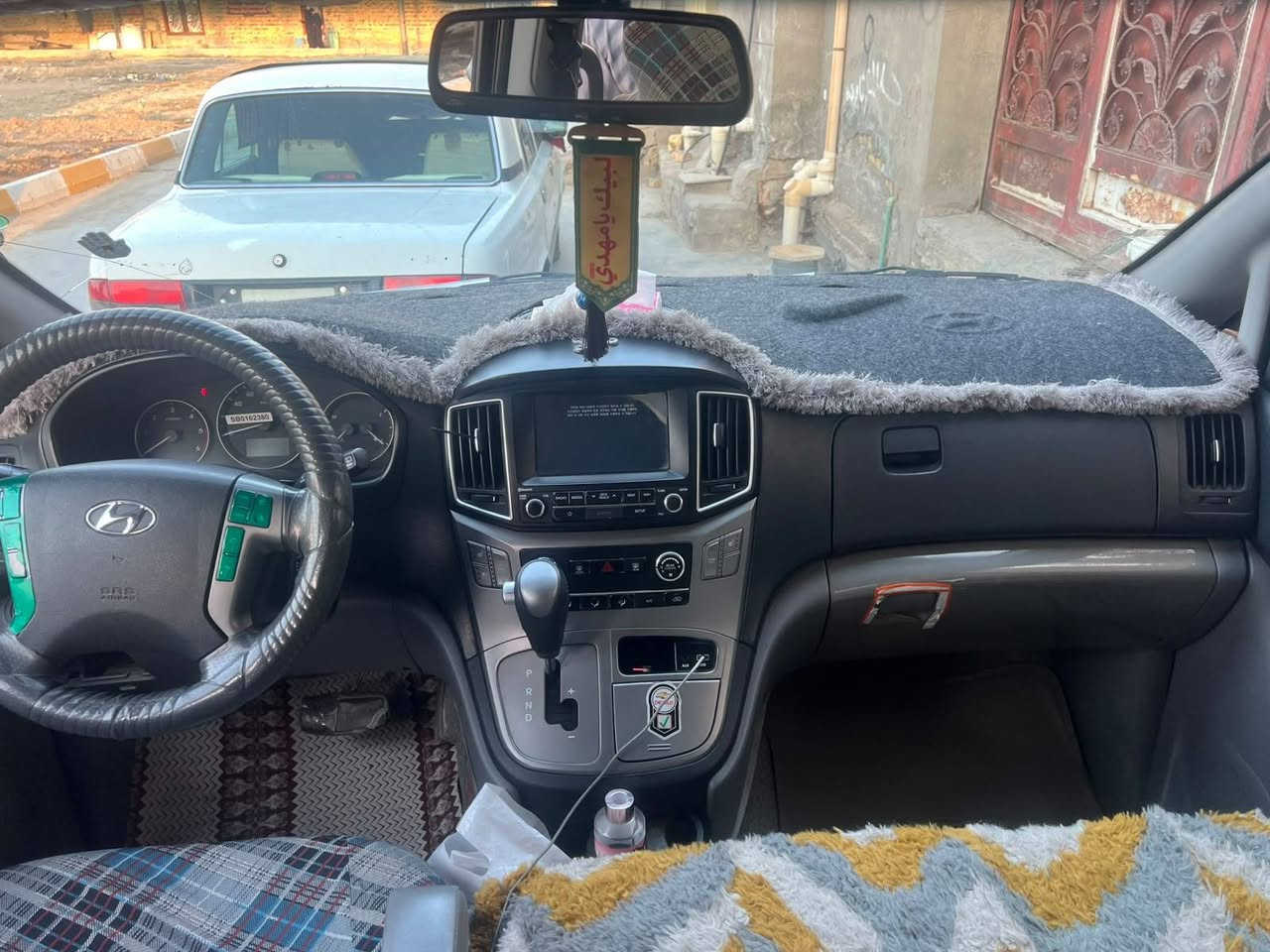 سلام عليكم استاركس للبيع مديل 19 السعر 250 اني مكلف بالنشر باقي التفاصيل يم صاحب السياره اتصل على رقم ***********

