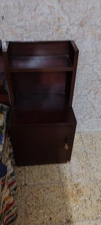 اغراض منزل للبيع ميز جربايه عدد 2 وميز بلازه وزاويه ونزله عرس ونزله ثا...