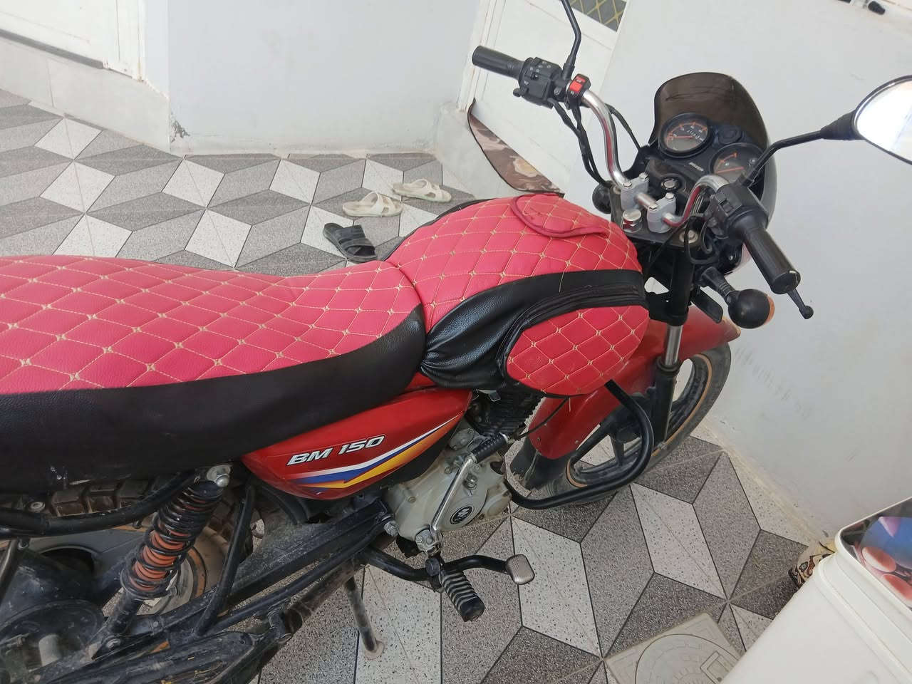 سلام عليكم موطور بوكسر موديل ٢٠١٩ مكان ناحية الوجهية سعر ٨٥٠ وبي مجال حك جية ***********
