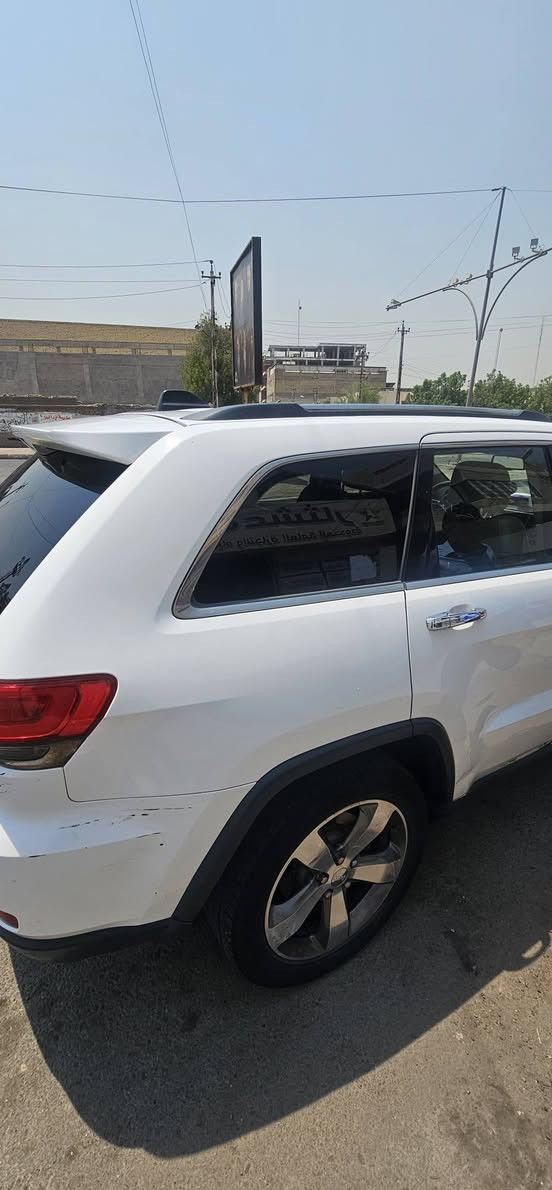 السلام عليكم
جيب لمتد  موديل ٢٠١٥ وارد امريكي حادث جاملغ بنيد 
للبيع فقط 
اللون ابيض 
رقم بغداد تحويل مباشر
مواصفات الجيب لمتد 
محرك ٦ سلندر ٣٦٠٠ 

ماشيه ١٤٠ الف ميل 
عنوان بغداد 
السعر ١٦ الف دولار بي مجال بسيط  ب
الاتصال 
***********
