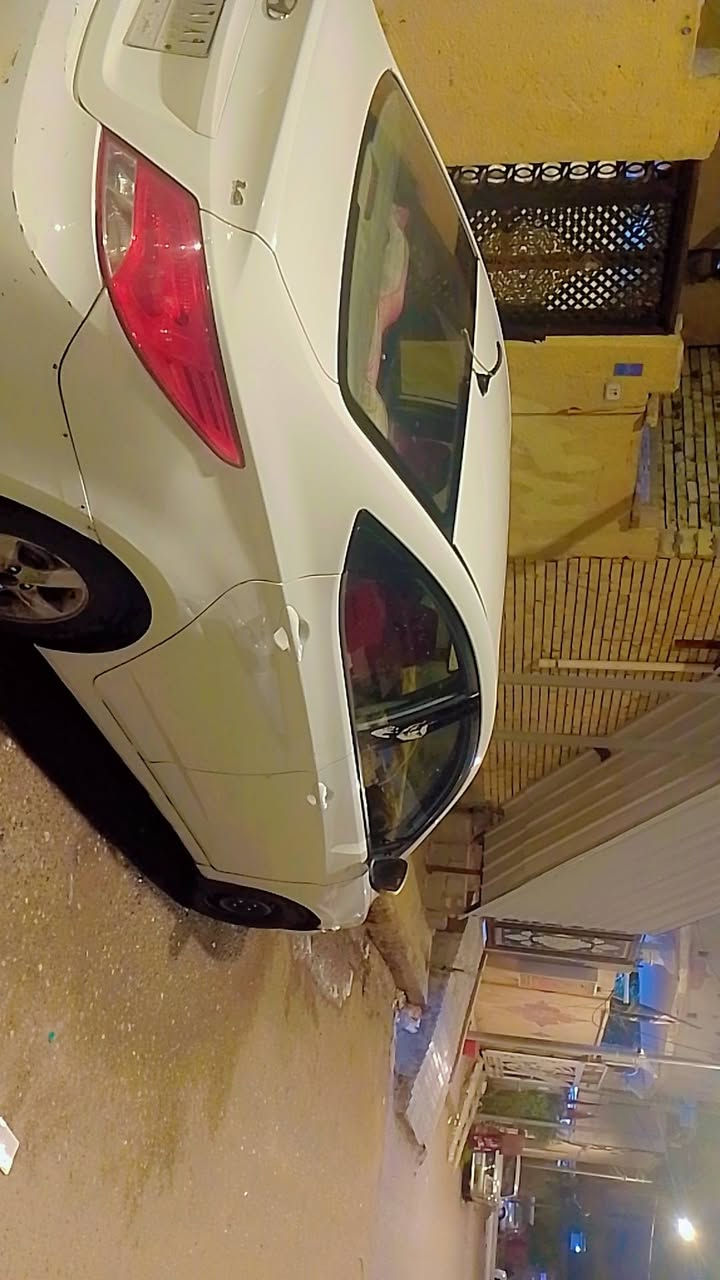 🚘 للبيع أكسنت 2016 – رقم البصرة 🚘
✨ السيارة حلوة ومكينتها وكيرها ممتازين ❄️ تبريد ثلج 🔧 المكينة والكير والتبريد بحالة طيبة جداً.
السيارة مهمَلة من ناحية الحدادية وتحتاج شوية شغل، منها: 💡 لايتات ثنين
🪞 مرايات ثنين — الزوج بـ 35
🛡️ دعامية — بـ 90
🔧 وشغلات بسيطة أخرى.
يعني السيارة تحتاج شوية اهتمام، وبعدها ترجع درجة أولى 👌
وأبيعها كوم حديد مع ذلك أگلك السيارة حلوة وتستاهل.
💰 السعر: 80 قابل للتفاوض
📞 ***********
الجاد يتصل، والسيارة موجودة للمعاينة.
