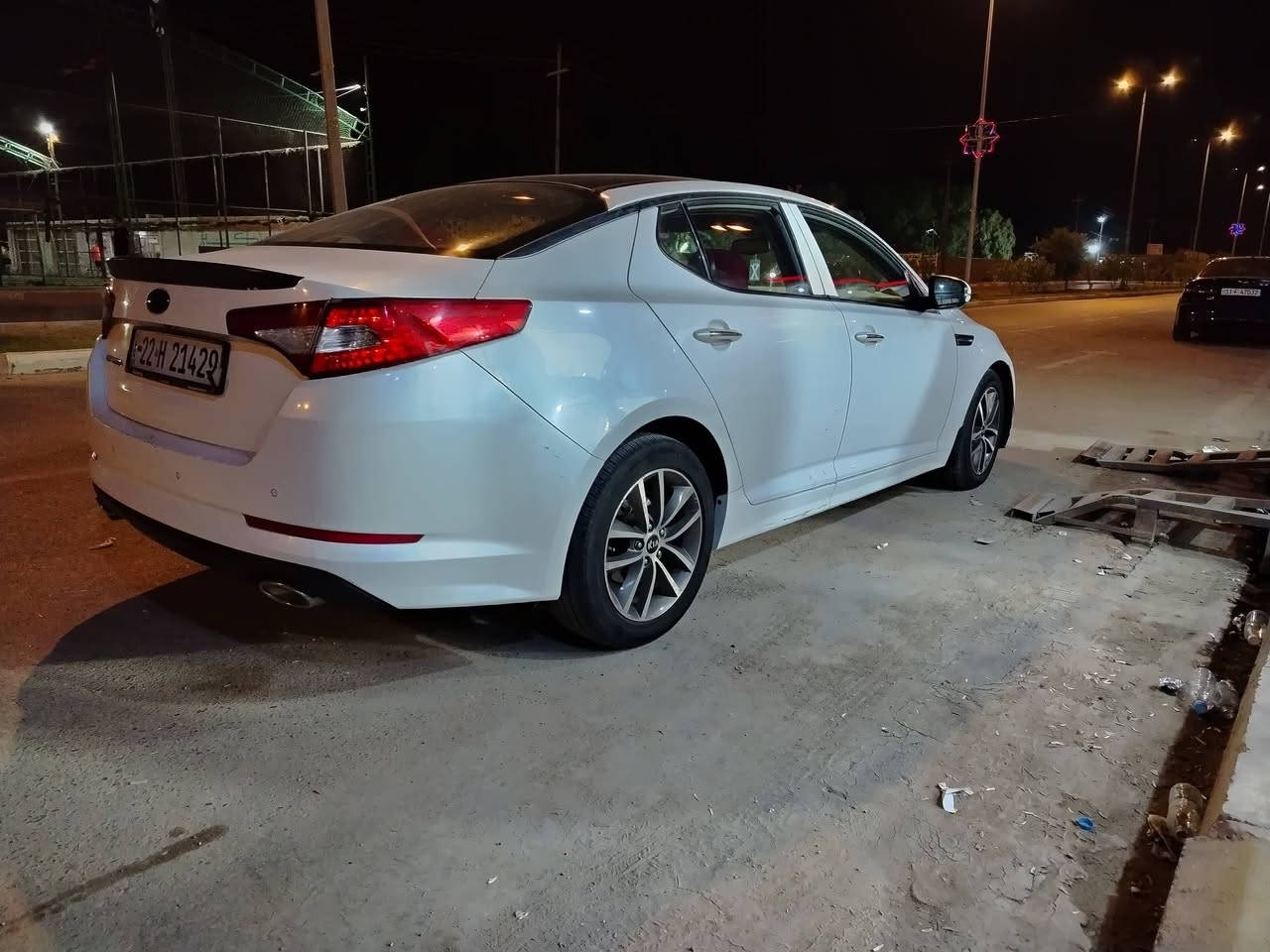 اوبتما ١٢ خليجي ٢٤٠٠
قطعه وحده صبغ + طرف البنيد تكشير   السونار موجود
وكاله او تحويل
عنوان واسط
***********
 117  وبيه مجال
