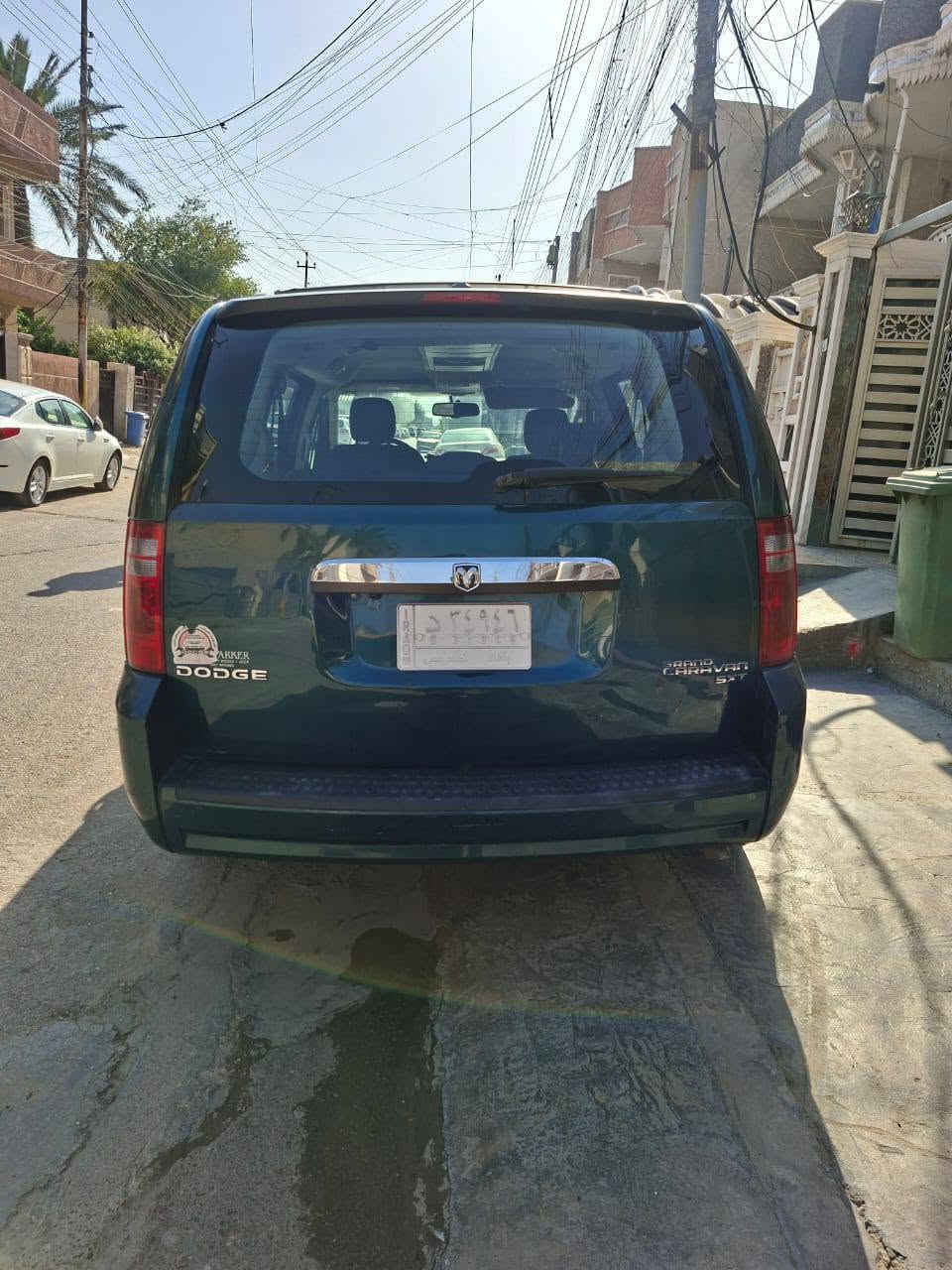 السلام عليكم دوج كرفان ٢٠٠٩ سياره جاهزه عده المكينه بيها خيط تبخير السعر 100 وبيها مجال قليل مكاني الشعب حي التجار *********** ما متواجد ع فيس واتساب واتصال فقط السياره بيه باب اسلايت مصبوغ والجاملغ الخلفي بي بارد
