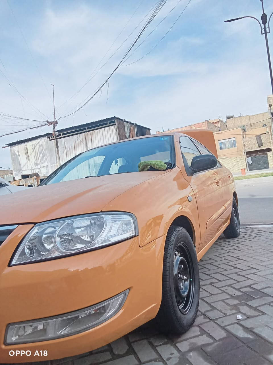 نيسان صني • ٢٠١٣ • مكفولة