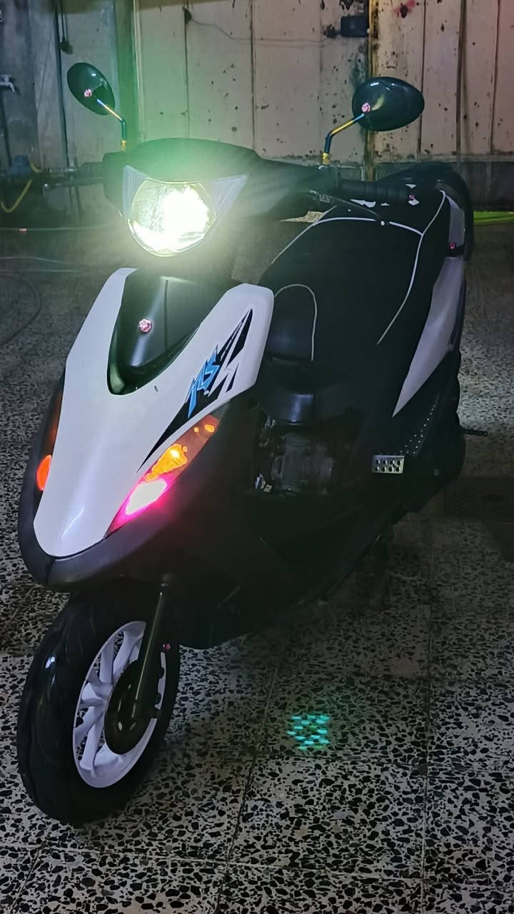 💎السلام عليكم ورحمة الله وبركاته 👋👋
💎شباب مطور معروض للبيع 🏍️🏍️🏍️
💎نوع الدراجة ماكس عدله
الدراجة شلعة ومعدل اتخبل السرعه 120
لون ابيض
💎المحرك ما معمر ولا مفتوح 49 ✔️
💎 وايرمنيه + سلف + شغال✔️ 
💎ماتصرف عليه ربع غير ال ((دهن))وال ((بانزين))
💎السعر 675 وبيه مجال  للشراي يتصل عل رقم او وتساب  ***********
💎مكاني موصل جانب الايسر حي سومر

