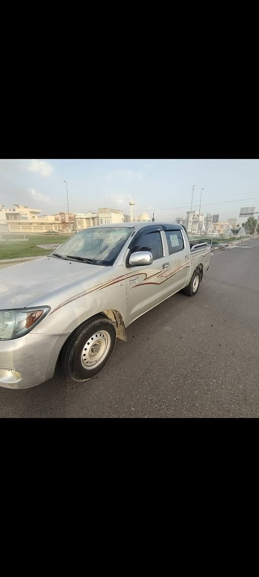 هايلوكس • ٢٠٠٦ • بدون صبغ