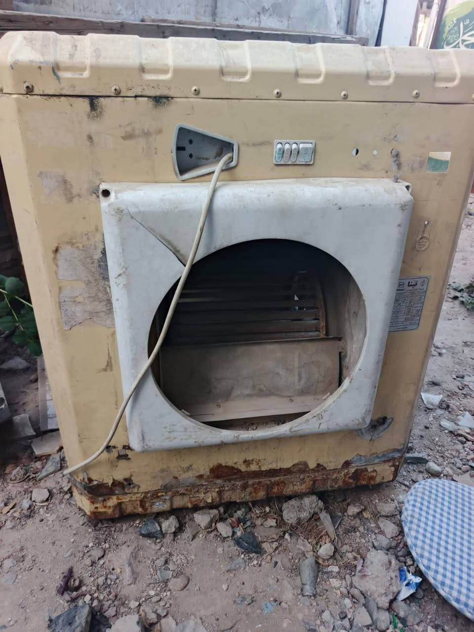 (مبرده + كنفيره صغيره) للبيع كاملات بدون نقص وشغالات بس عوزهن تنضيف ثنينهن سعرهن ١٠٠ الف دينار مابيع وحده  الثنين شلع ب١٠٠ اني مكلف بنشر هاذه رقم صاحبهن ***********
عنوان الغزالية 
(مبرده + كنفيره صغيره) للبيع كاملات بدون نقص وشغالات بس عوزهن تنضيف ثنينهن سعرهن ١٠٠ الف دينار مابيع وحده  الثنين شلع ب١٠٠ اني مكلف بنشر هاذه رقم صاحبهن ***********
