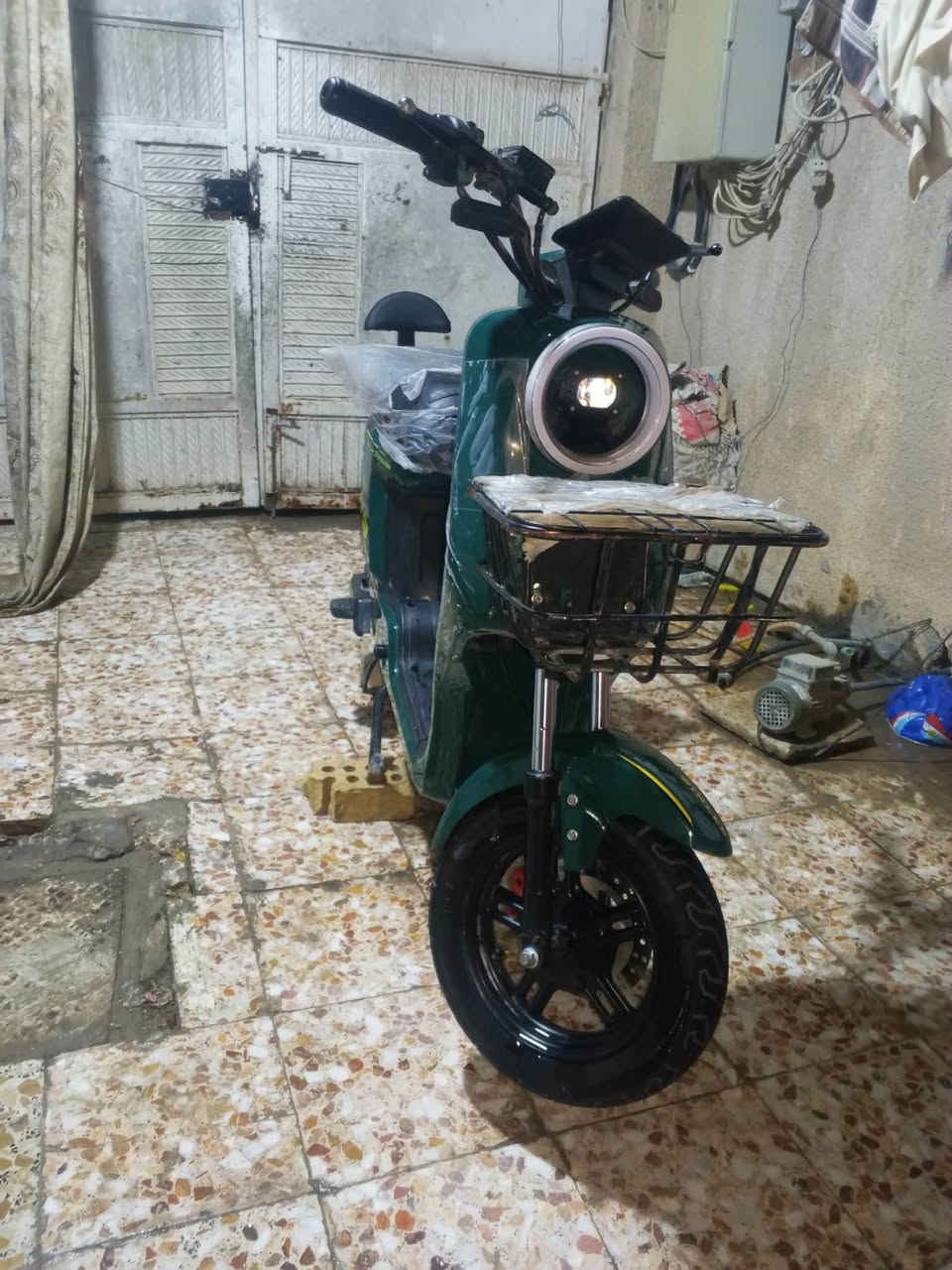 R9 • ٥ بطاريات • قفل ستيرن