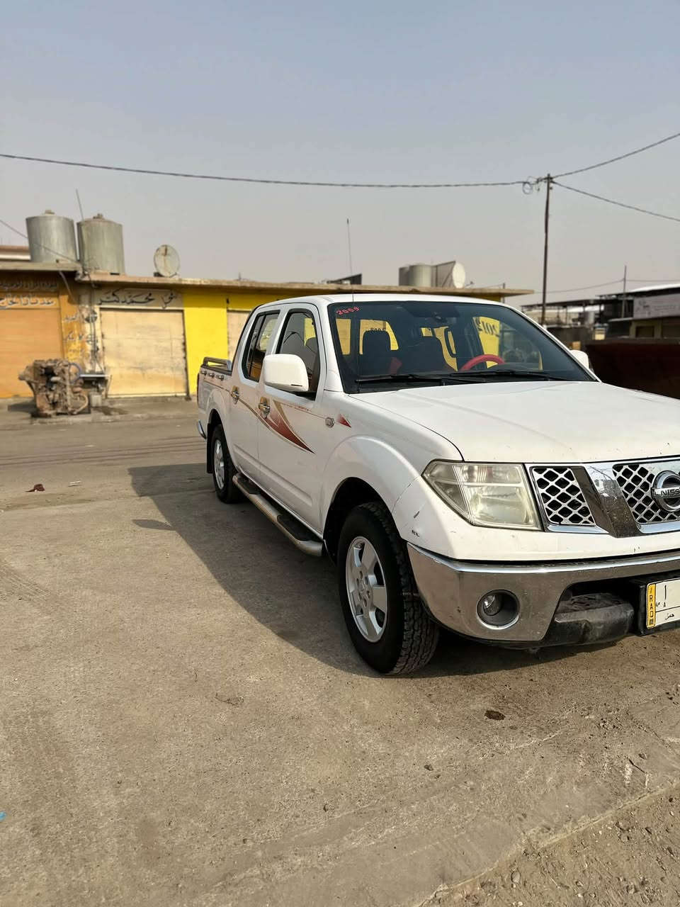 مكلف بل نشر للبيع نيسان نيفاره موديل 2009مشروع وطني كوبون بانزين سياره بدون قطرت صبغ بدون حادث بيه مكان بارد كير ومحرك بشرط صدر جديد تخم تاير جديد سياره مال بيت 
للاستفسار ***********
