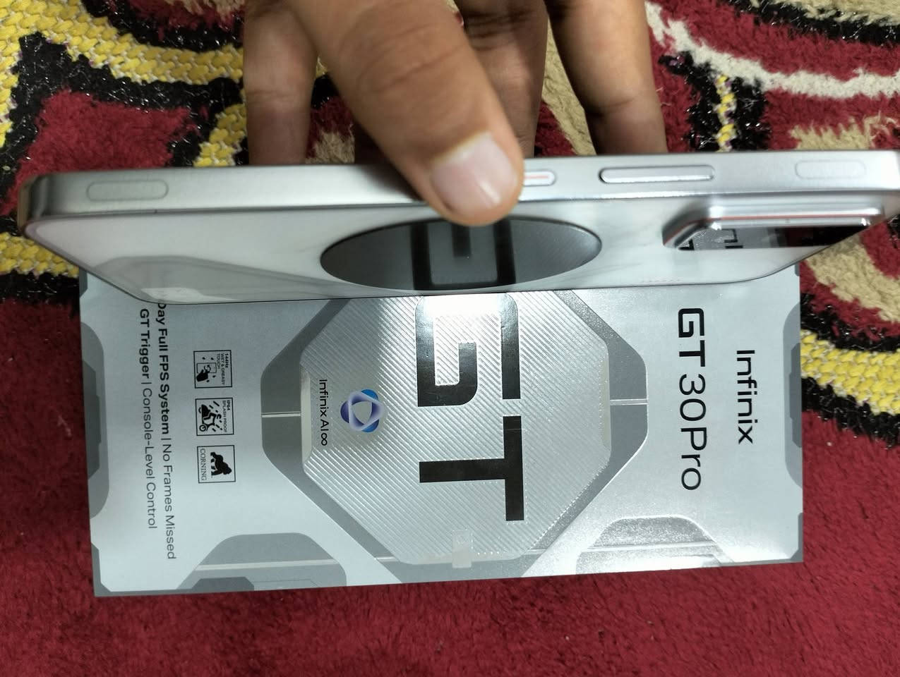 مبايل انفنكس جيتي تلاثين برو للبيع بعده جديد ولا شخطه الصور تسولفلك النضافه سبب البيع بسبب الدراسه لئنه الجاهز كيمك مخصص للالعاب القويه مثل بوبجي يجي وياه شاحنه نضيفه مالته الصلي و فريز اصلي و كفر اصلي السعر علا الرقم 👈🏻***********
