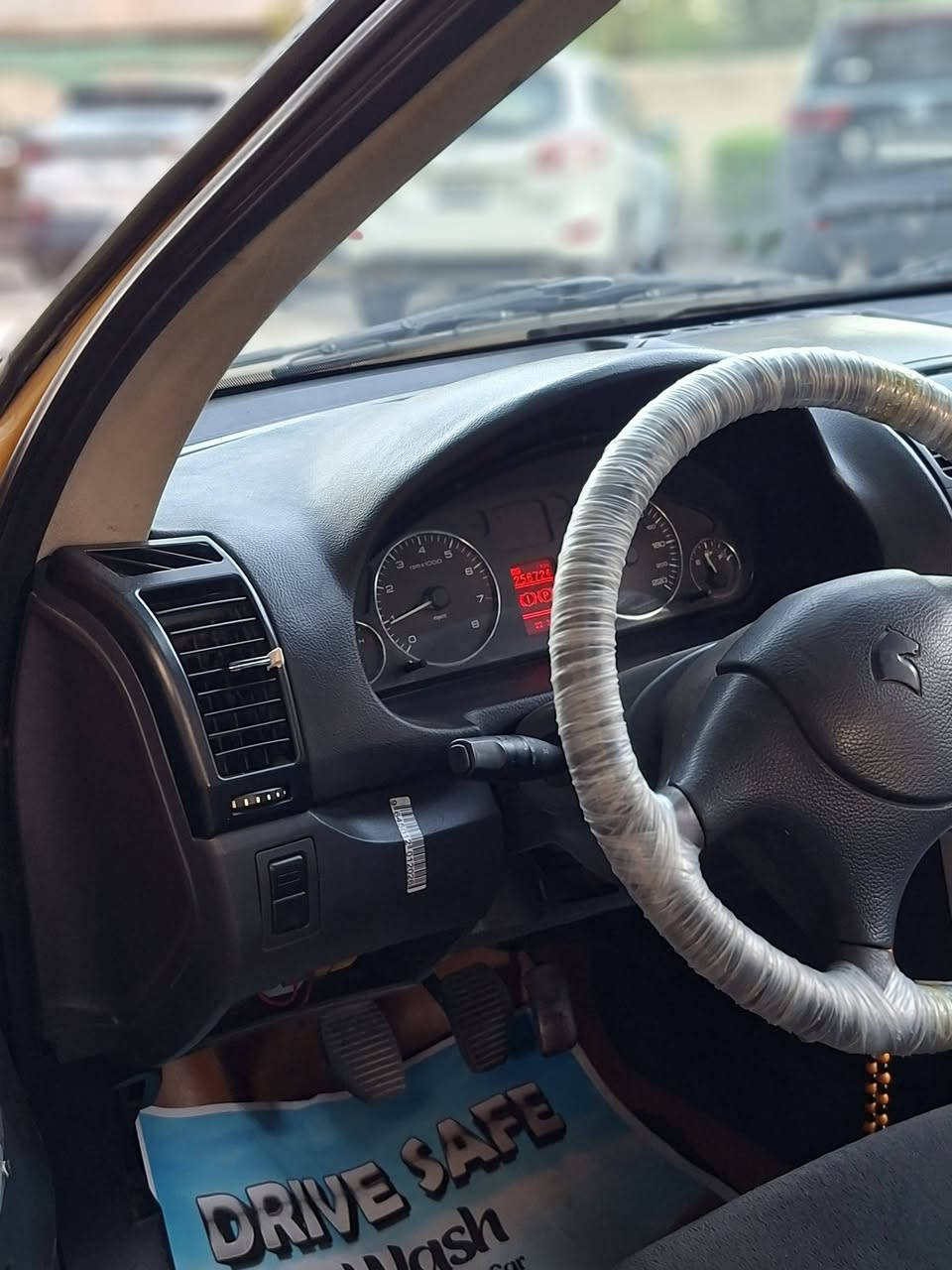 🍒سمند موديل ٢٠١٧ 🍒🚕
السياره كفاله عامه  من الفتح من التبديل .من الكير. محرك 
معجون حار بارد 
كلشي اكلفلك بيه 
شرط ابنفس الساعه عقد مروري 
السياره خت الزيرو جديده معنه الكلمه
كله ابلاديه🚖  
السعر خاص ......🚕 
المكان السياره بغداد المعلمين الامين 🏛
📞***********📞
