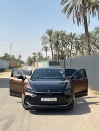 للبيع كراون ماجستاامريكي2023بلاتين. ماشي36فول موصفات مكينه2500تيربو هي...