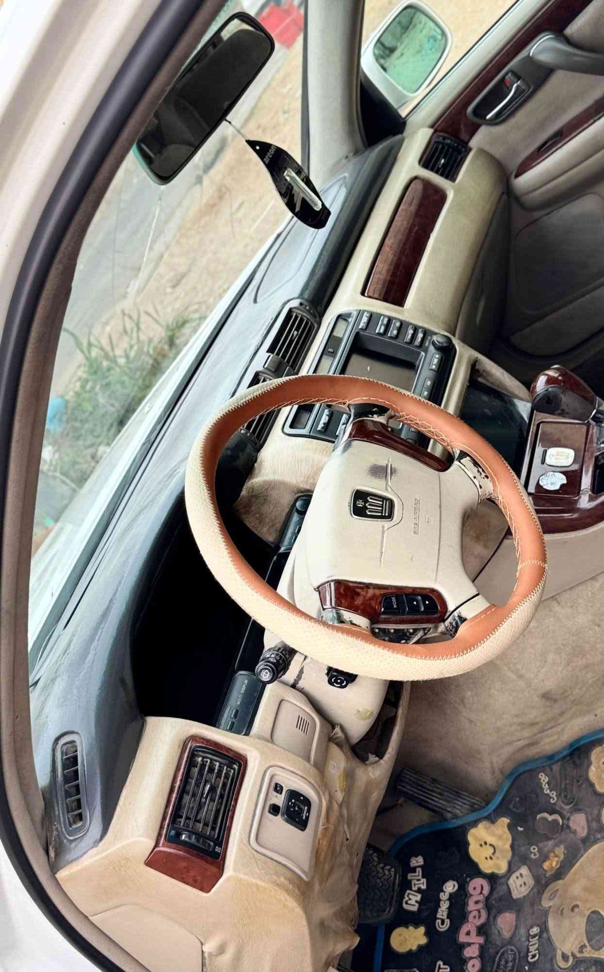 ٢٠٠٠ • انكليزي • رقم نجف