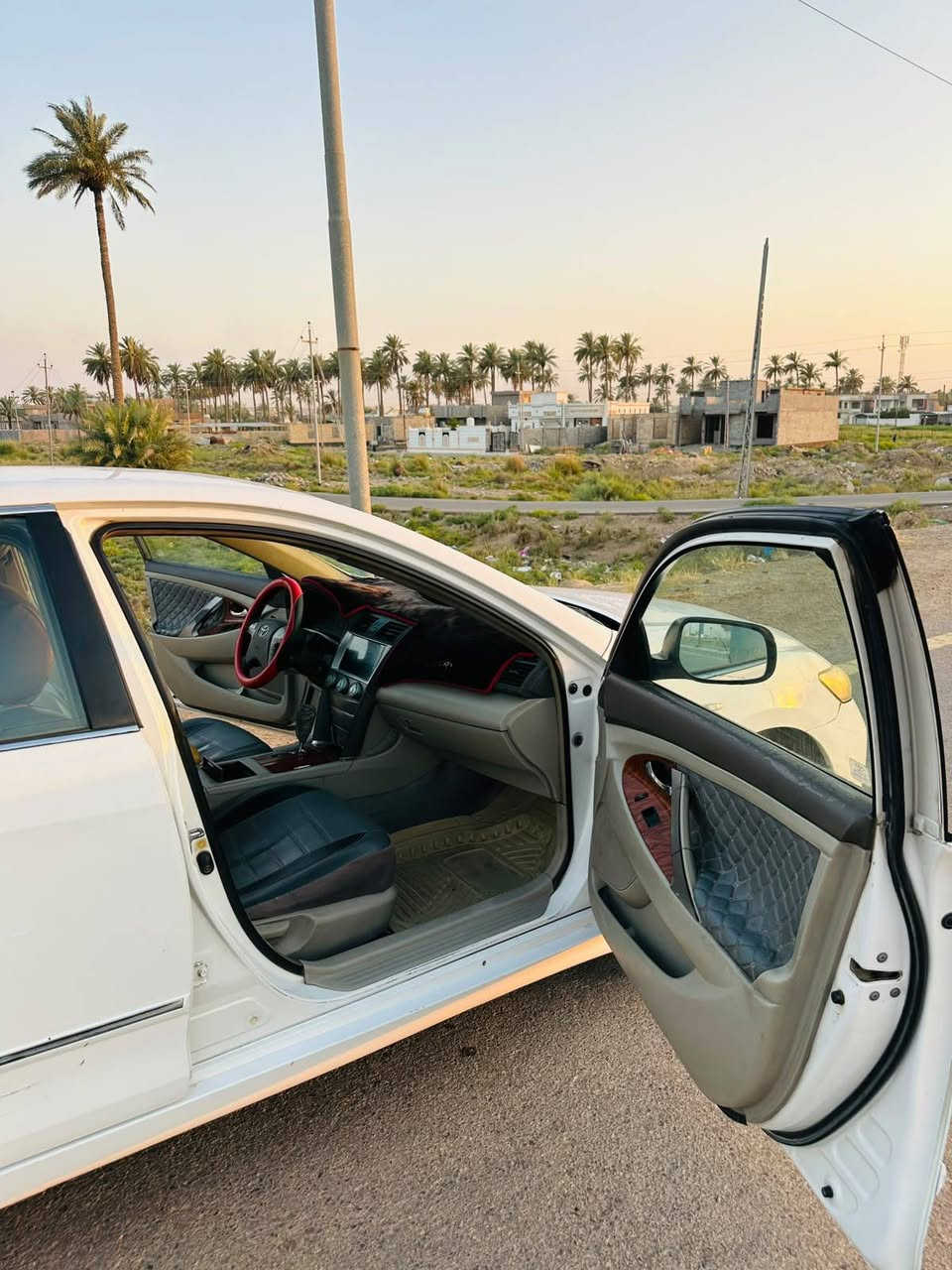 كامري 2007 خليجي GLX فول مواصفات ما عدا الفتحه رقم بغداد بأسمي السيارة  صلاحية السنوية ل2031 بدون أي ضرر مكفولة. السيارة نضيفة جدآ گير محرك تبريد ثلج
السعر 105 مكاني الرمادي
***********
