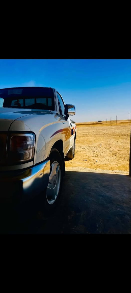 ٢٠٠٤ • للبيع