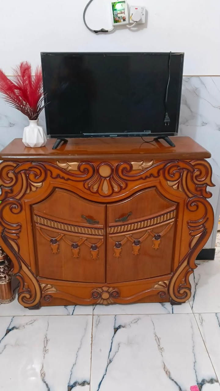 غرفه للبيع
السعر مليون ونص وبيه مجال ل شراي 
*********** مكلف بل نشر
المكان ناصريه
