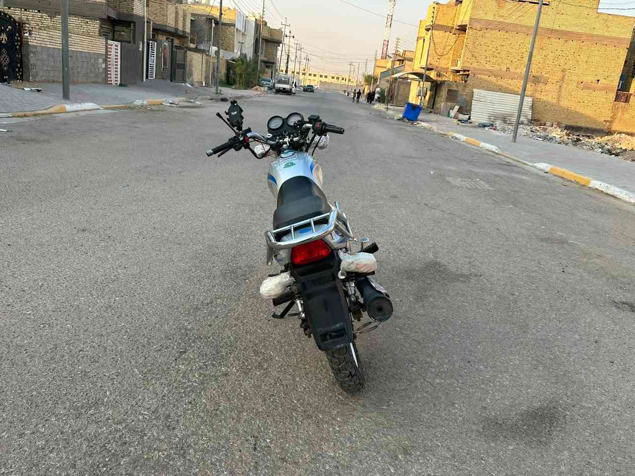 دايون عضم للبيع موديل2019
السعر مليون الدراجة نضيفة اوراق 
رقم الوات ***********
