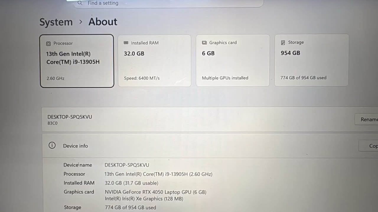 كور اي 9 جيل 13905 H
كارت شاشة 6 كيكا 4050RTX
رام 32
شاشة لمس
SSD mvne 1 تيرا
لينوفو 
السعر مليونين رقم صاحب الابتوب 
‭***********‬
