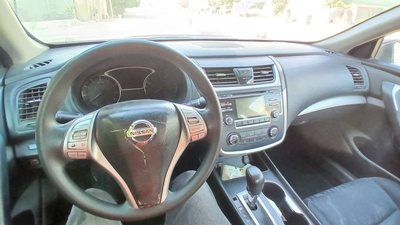 Nissan Altima 2016 S
بۆ فرۆشتن 
پارچەکانی بۆنید و چەمەلەغی پێشەوە لەگەڵ نیو چەمەلەغی دواوەی بۆیاخە لەگەڵ چەند پەڵەیەک ئێرباگ سوکان و شان تەقیوە 
تەبرید و گێڕ و کارەبایی بە شەرت مەکینەی سەرفی هەیە و سەنەوی بەسەرچووە بەشەرتی تەحویل وەکالەتی بەناوی خۆمەوەیە نرخی ٨٣ گەڵا و معامەلە *********** السليمانية, العراق
